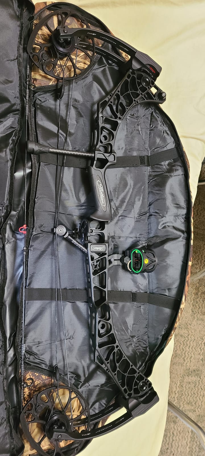 Compound Bow Case Soft Bow Padded Case Light-Weight Bow Carry Bag with Arrow Pocket customer photo 1