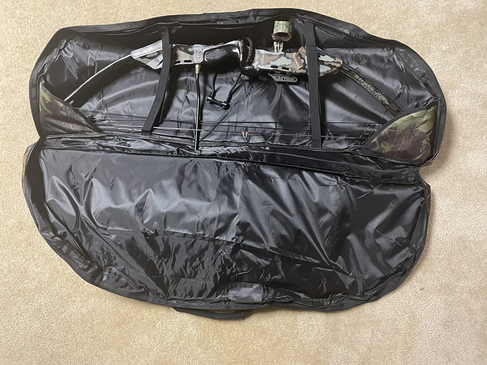Compound Bow Case Soft Bow Padded Case Light-Weight Bow Carry Bag with Arrow Pocket customer photo 2