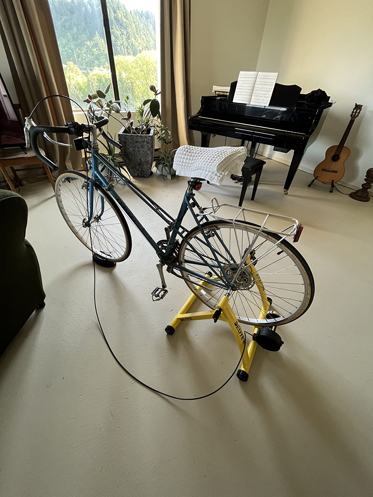 Bike Trainer, Magnetic Bicycle Stationary Stand for Indoor Exercise Riding | 26-29
