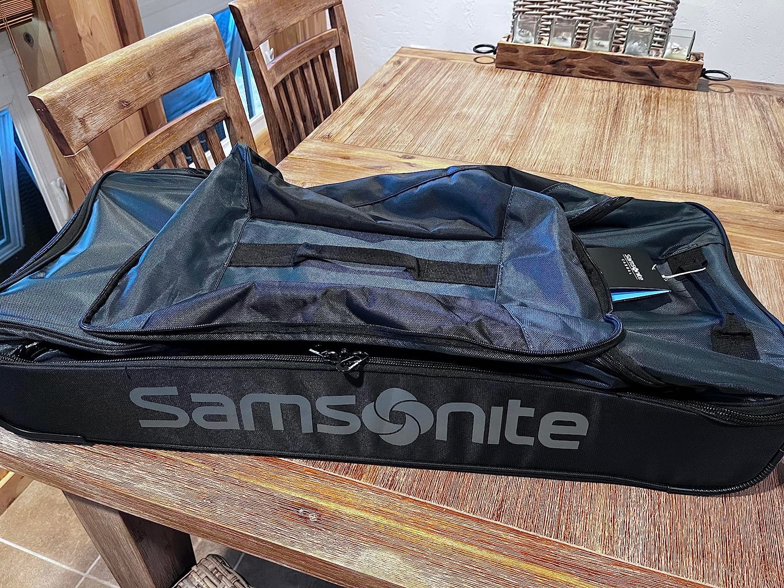 Samsonite Andante 2 Wheeled Duffel Bag – 32-Inch Durable Rolling Luggage with Inline Skate Wheels, Push-Button Handle & Spacious Compartments – Travel-Friendly and Lightweight - All Black customer photo 1