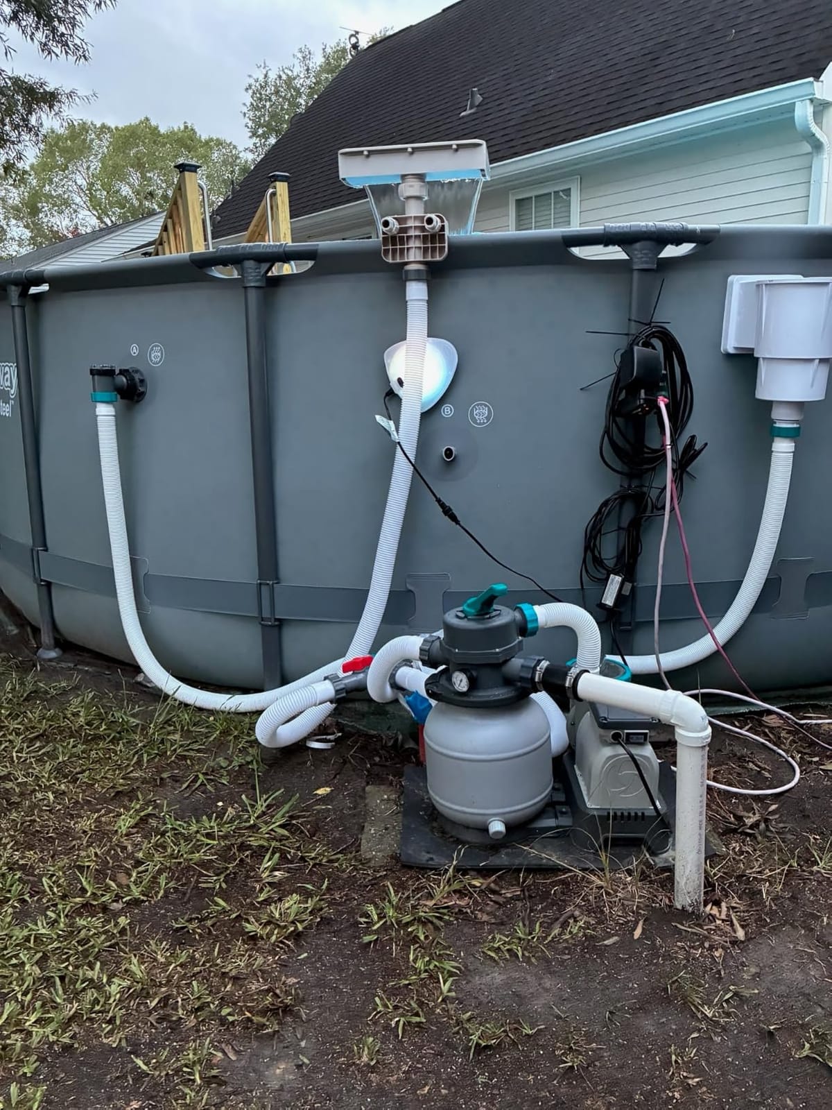 Bestway 58498E Flowclear 1500 Gallon Sand Filter Pool Pump for Above Ground 300 to 11,200 Gallon Swimming Pools with Adapter (Sand is Sold Separately) customer photo 1