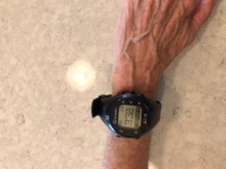 TecTecTec ULT-G Golf GPS Watch - Simple & Easy Distance Watch, No App Required on Course, Front/Back/Middle Distances, 38,000+ Courses Preloaded, Lightweight & Water-Resistant - Black customer photo 1
