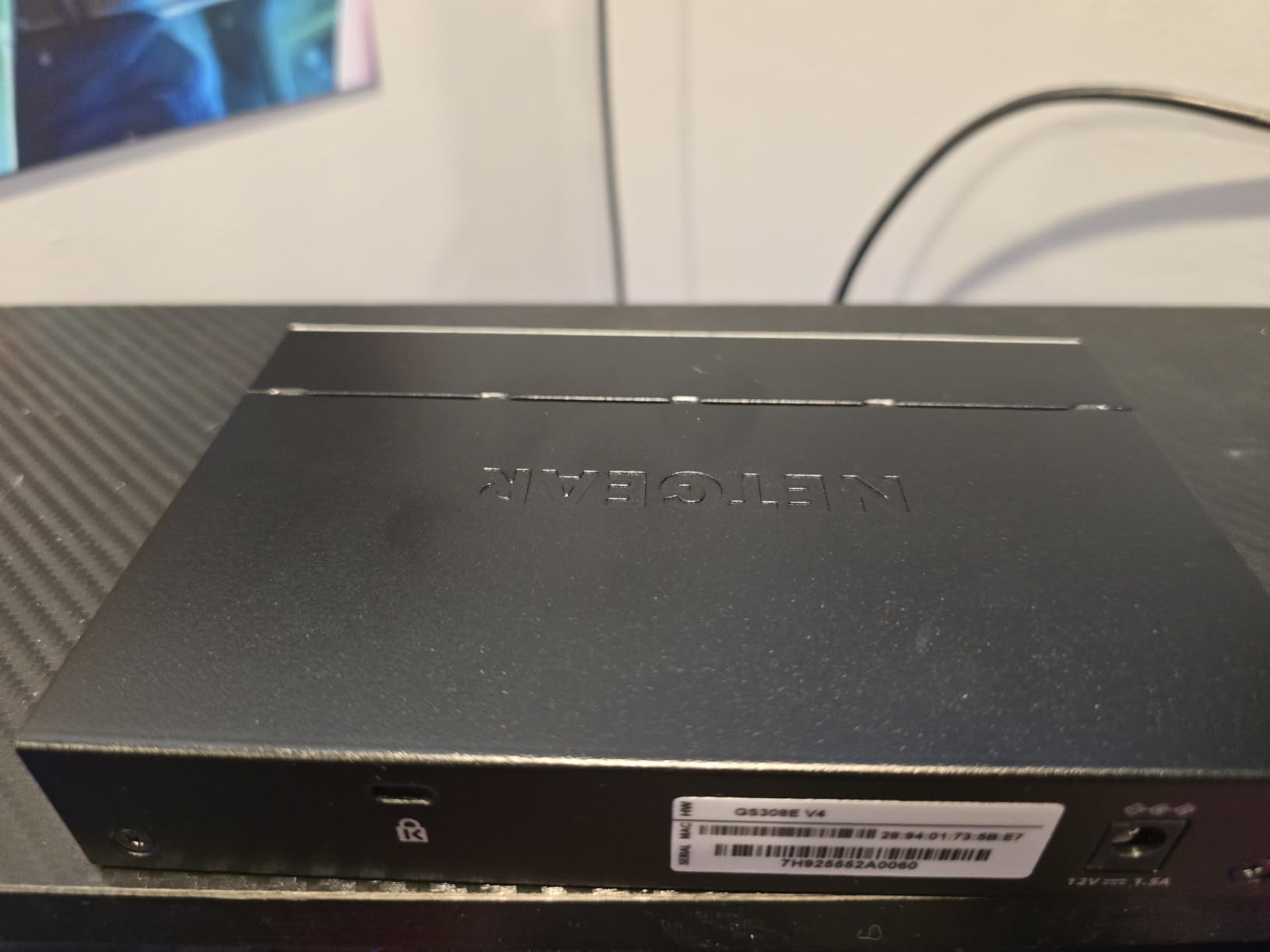 NETGEAR 5-Port Gigabit Ethernet Easy Smart Managed Network Switch (GS305E) customer photo 1