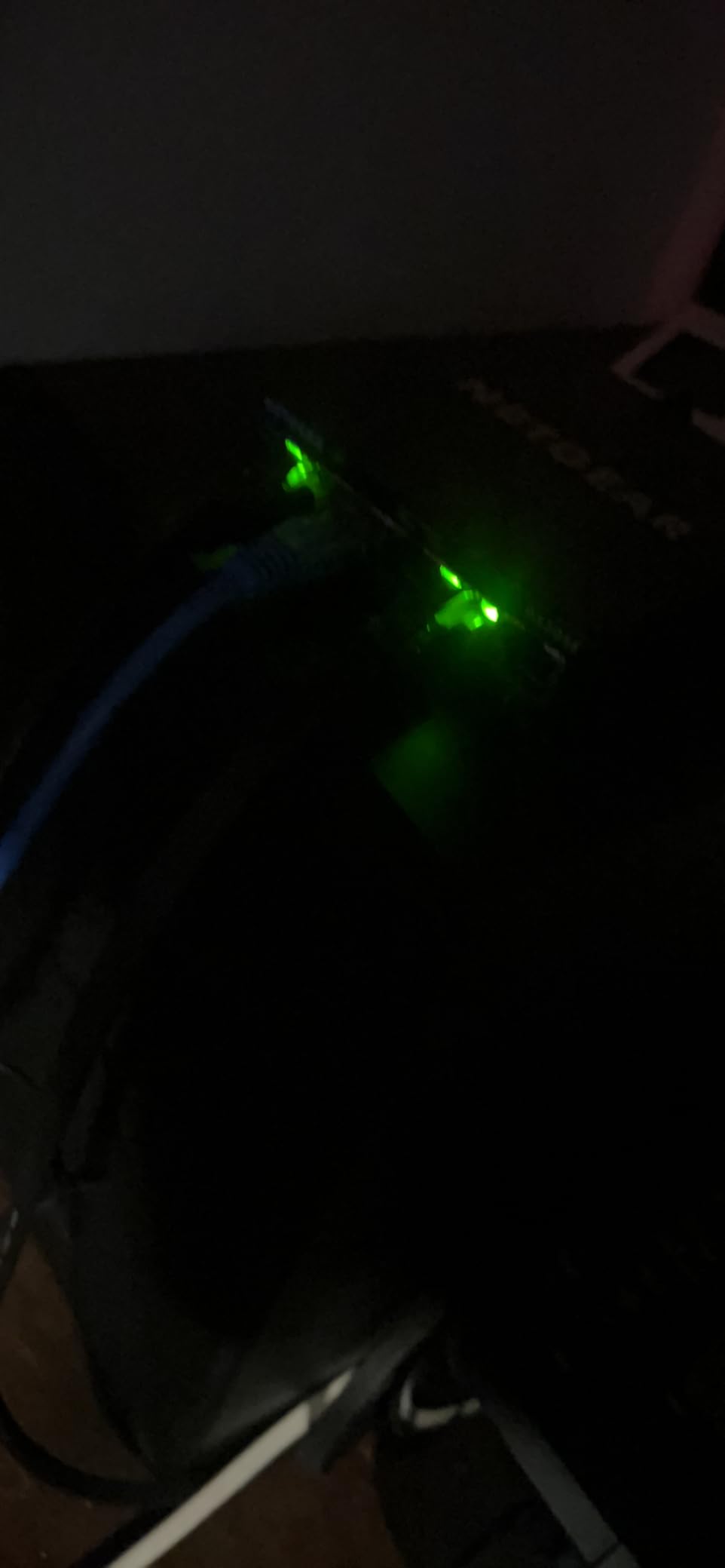 NETGEAR 5-Port Gigabit Ethernet Easy Smart Managed Network Switch (GS305E) customer photo 2