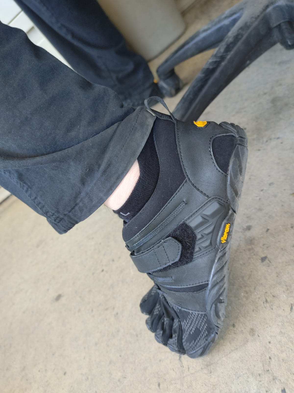 Vibram Men's FiveFingers V-Train 2.0 | Barefoot Cross-Training Shoe for Balance and Stability customer photo 2