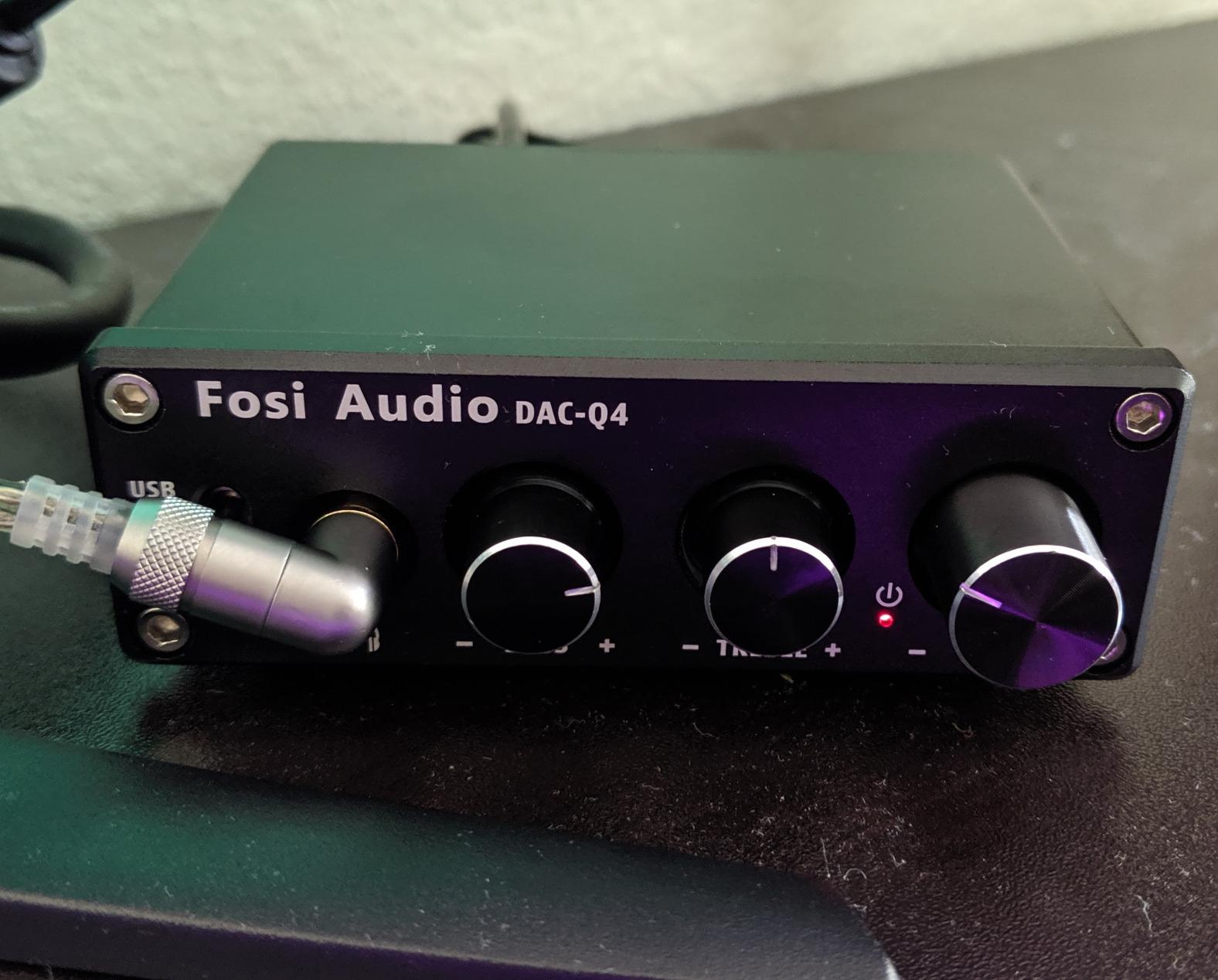Fosi Audio Q4 DAC Headphone Amp for PC, Desktop Digital to Analog Audio Converter for Home Stereo Amplifier and Powered Speakers, PC-USB/Optical/Coaxial Inputs, 3.5mm Headphone/RCA Outputs customer photo 1