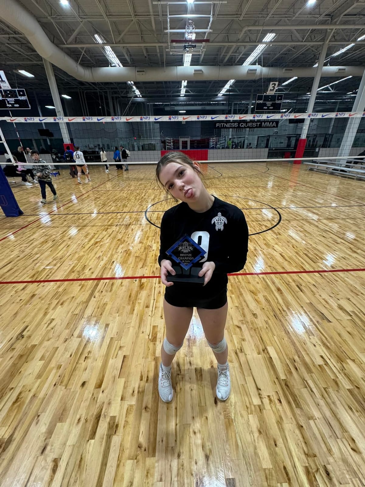 Nike Streak Dri-Fit Volleyball Knee Pads customer photo 1