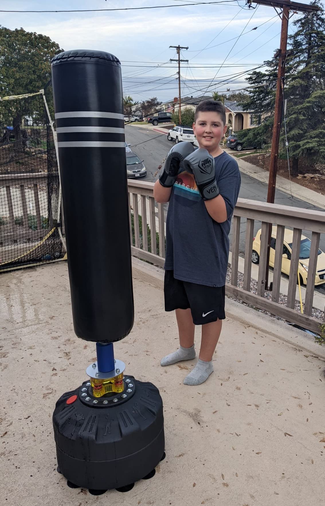 Punching Bag Heavy Boxing Bag with Suction Cup Stand- Freestanding Punching Bag for Adults Kickboxing Bags Kick Punch Bag for Home Gym Boxing Training Black, 69