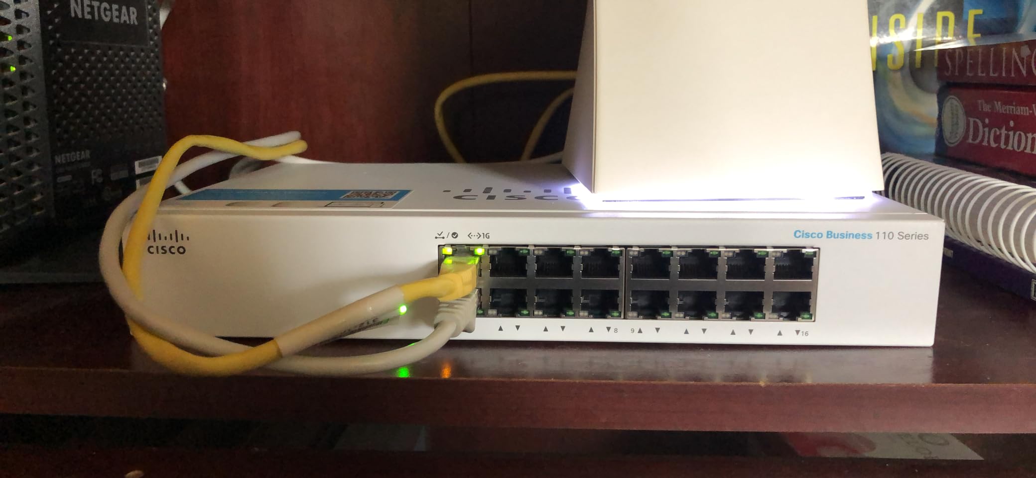 Cisco Business CBS110-16T Unmanaged Switch | 16 Port GE | Limited Lifetime Protection (CBS110-16T-NA) customer photo 2