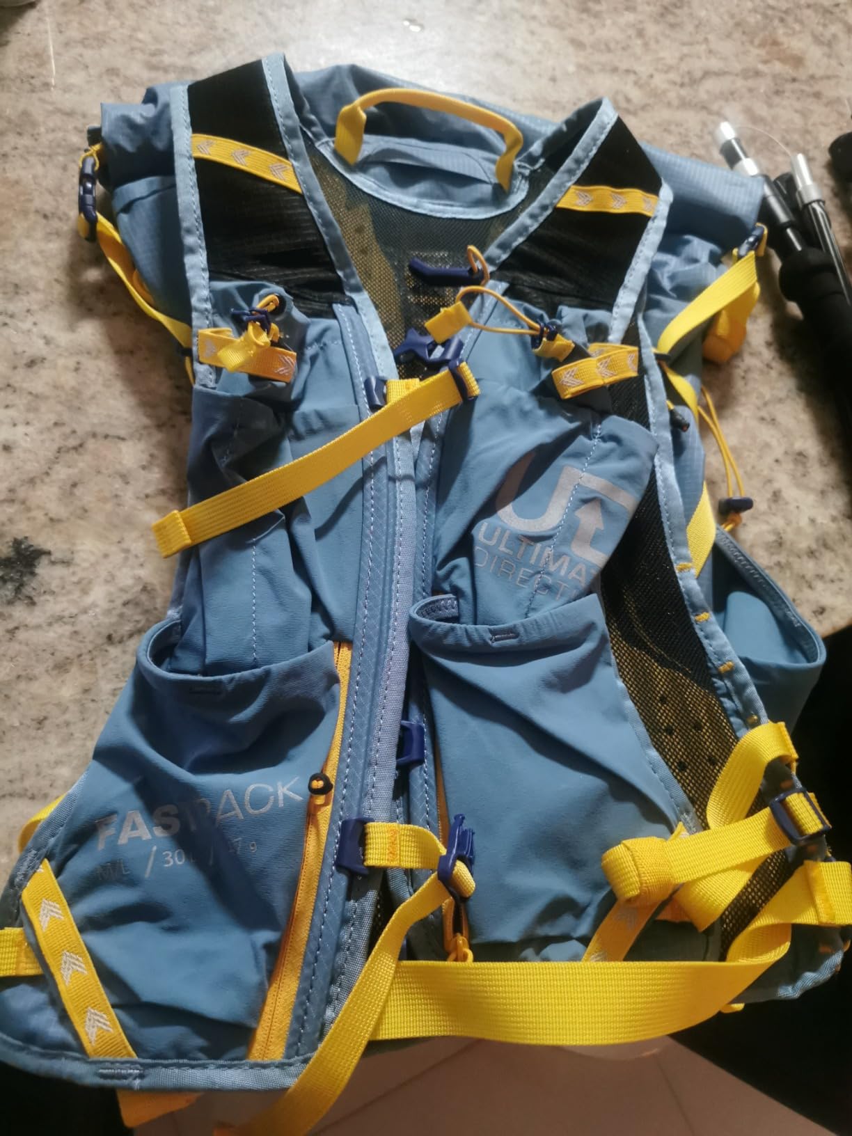 Ultimate Direction Fastpack 20 - Vest-Style Backpack for Trail Running, Hiking & Travel customer photo 2