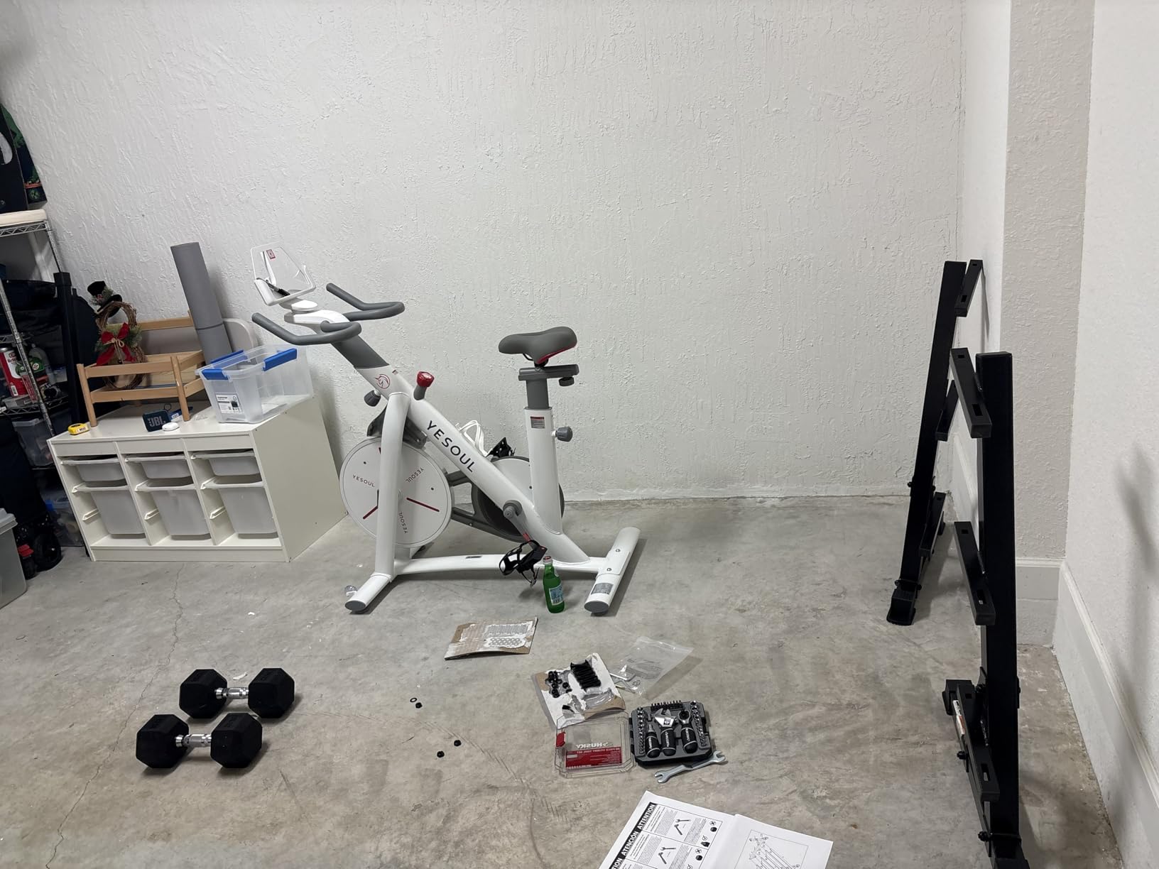 YESOUL Exercise Bike, Magnetic Stationary Bike for Home with App Training | Smart Bluetooth Tracking, Quiet Magnetic Resistance, Tablet Mount and 350 lb Capacity for Home Gym Cycling Workouts customer photo 1