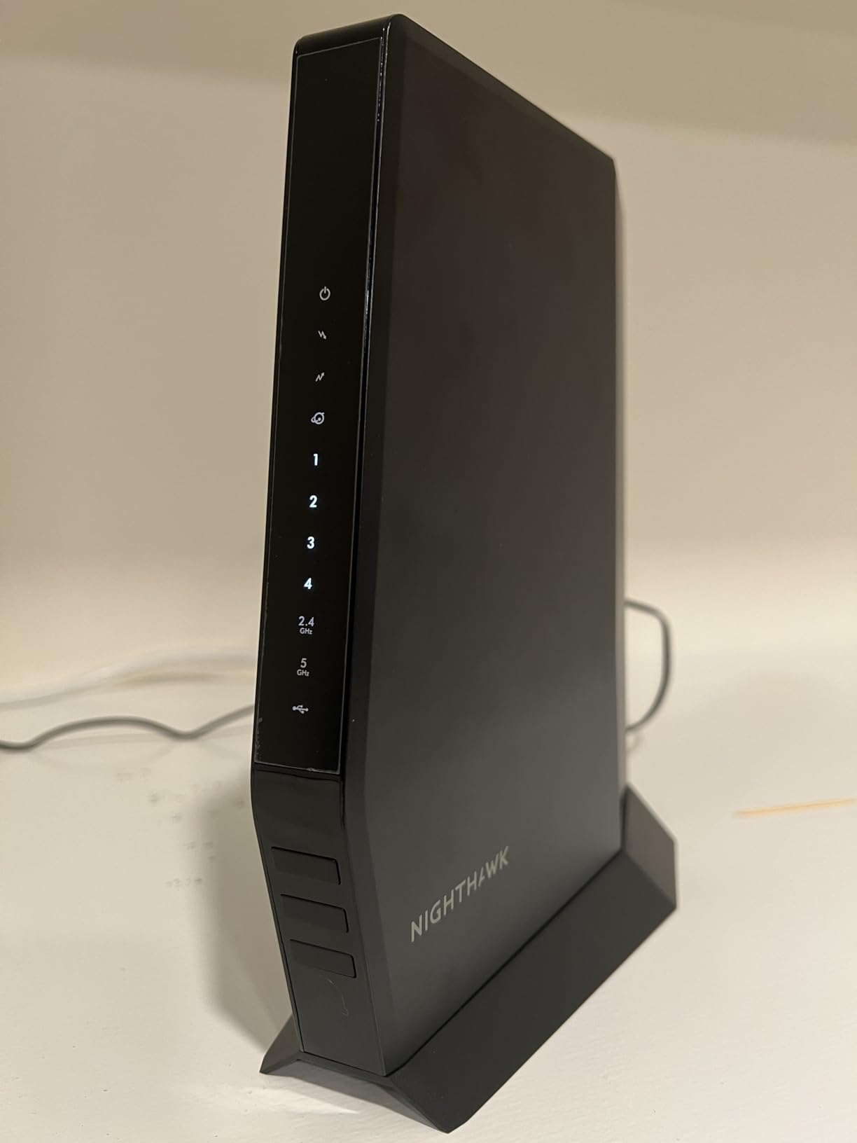 NETGEAR Nighthawk Modem Router Combo (CAX30S) DOCSIS 3.1 Cable Modem and WiFi 6 Router - AX2700 6.0 Gbps - Compatible with Xfinity, Spectrum, Cox, and More - Gigabit Wireless Internet - NETGEAR Armor customer photo 2