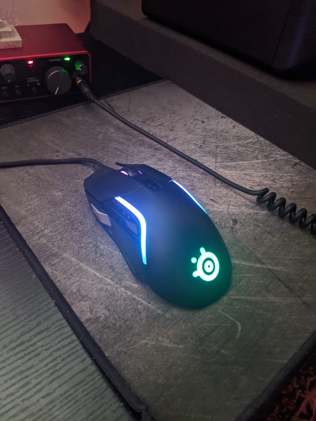 SteelSeries Rival 5 Gaming Mouse with PrismSync RGB Lighting and 9 Programmable Buttons – FPS, MOBA, MMO, Battle Royale – 18,000 CPI TrueMove Air Optical Sensor - Black customer photo 2