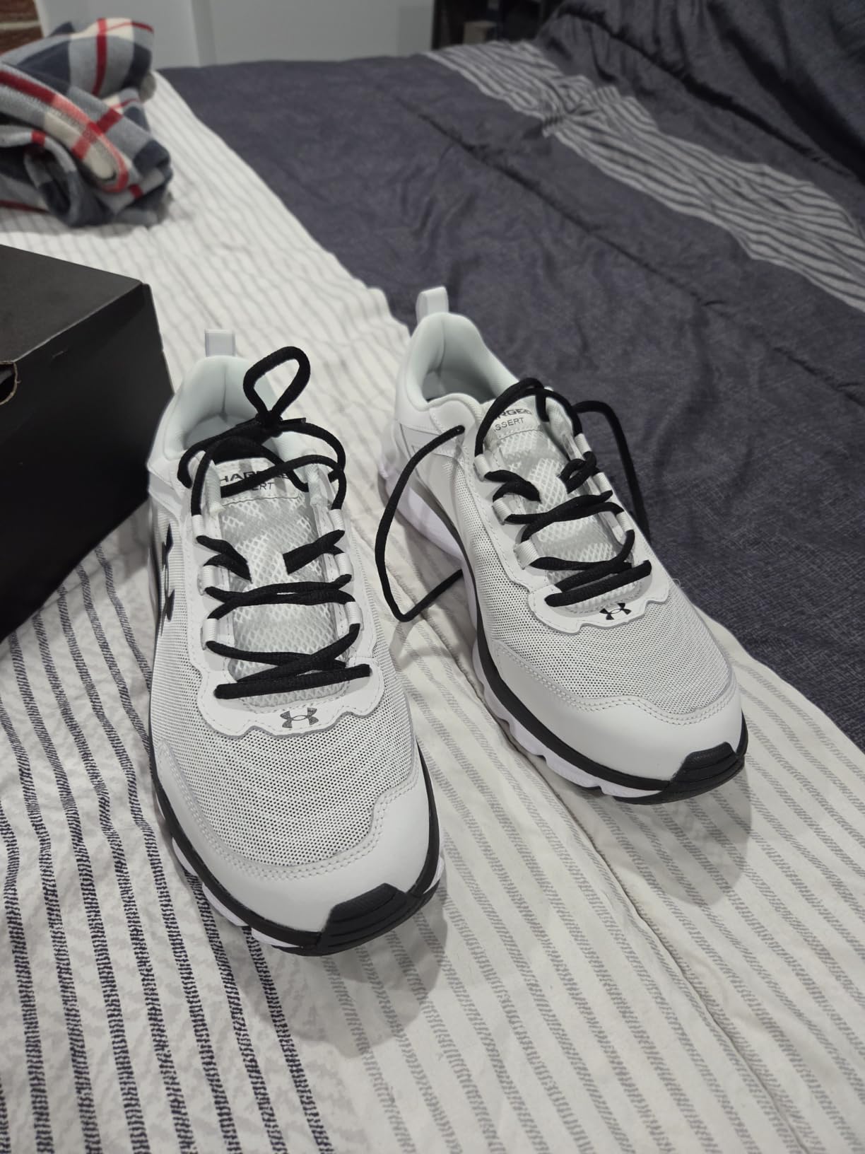 Under Armour Men's Charged Assert 9 Running Shoe customer photo 2