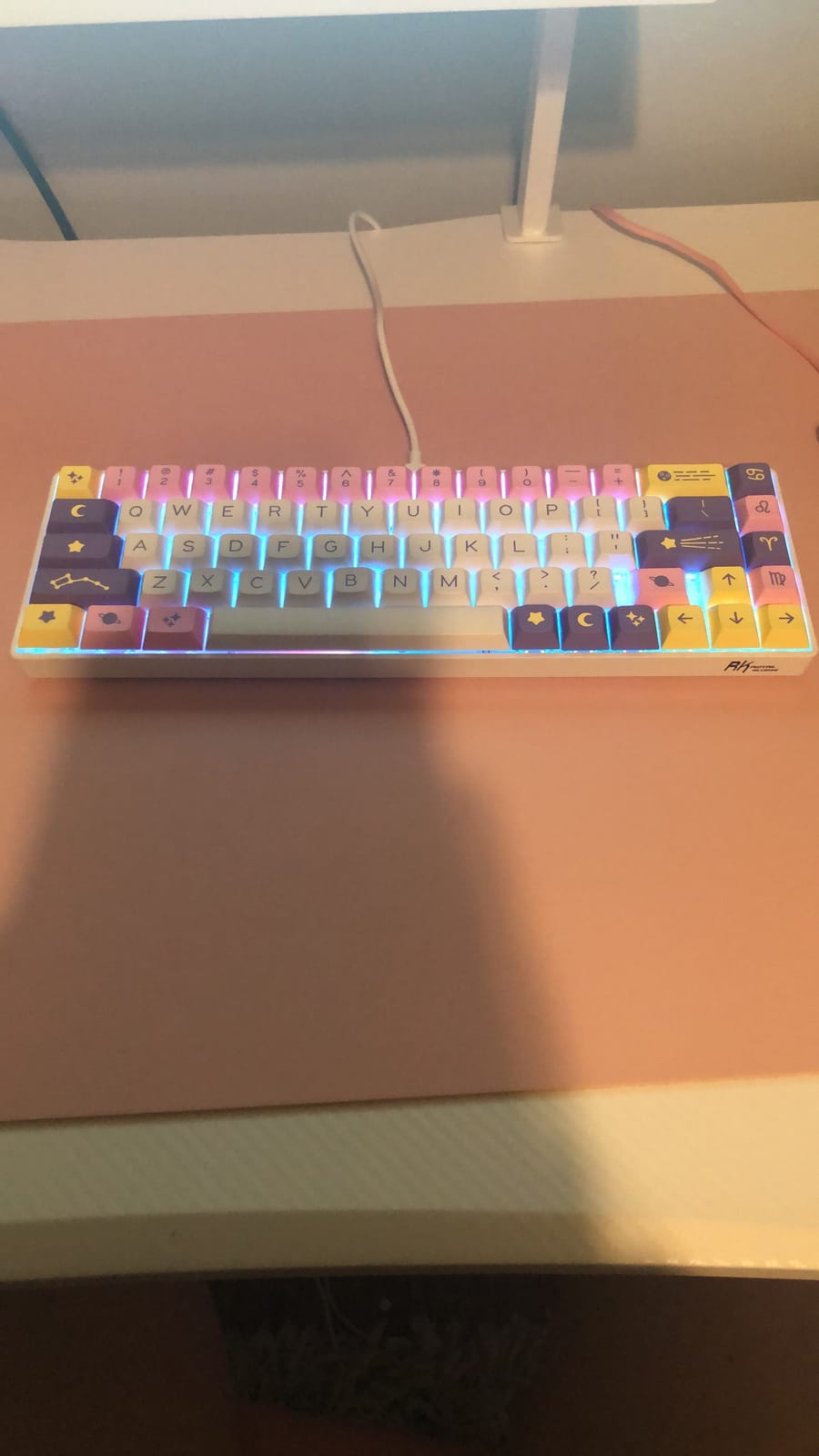 RK ROYAL KLUDGE RK68 Wireless Hot Swappable 65% Mechanical Keyboard Gaming customer photo 1