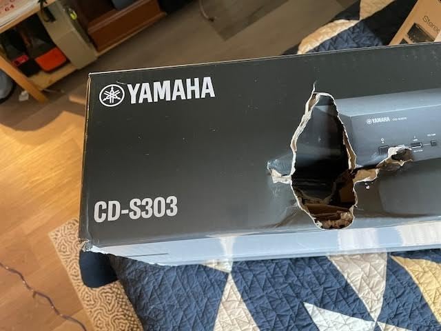 Yamaha CD-S303 Single CD Player, Black customer photo 1