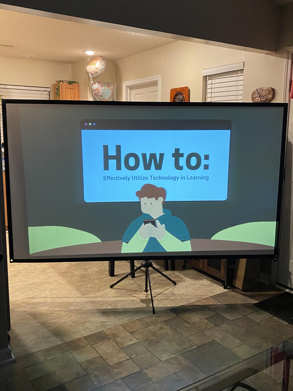 Projector Screen with Stand, 100 Inch Outdoor Projection Screen 16:9 and Tripod Stand, Portable Projector Screen, 1.2 Gain, Lightweight and Compact, Easy Setup, Idea for Home Cinema, Backyard Party. customer photo 2