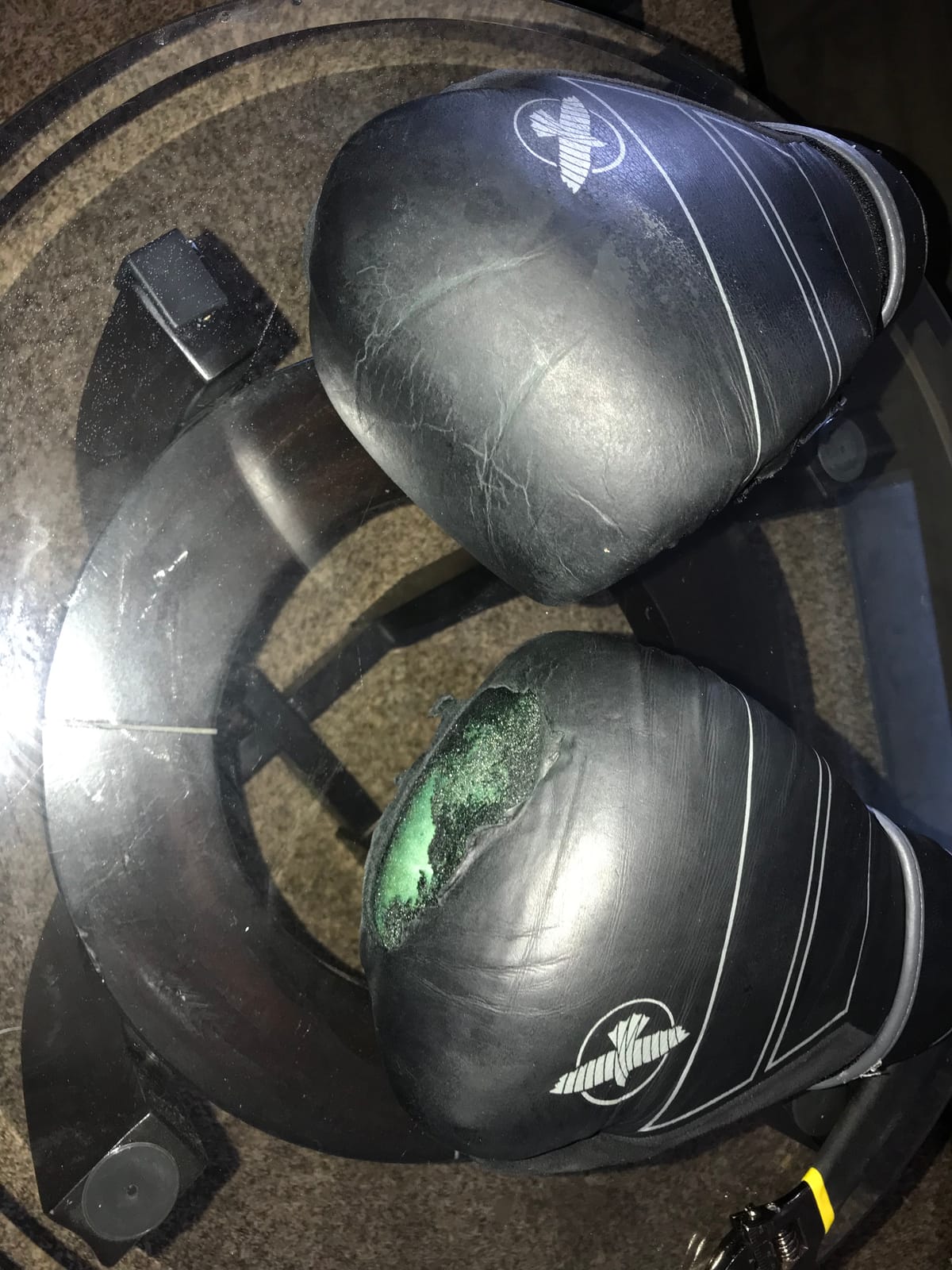 Hayabusa S4 Leather Boxing Gloves | 12oz Boxing Gloves, Muay Thai Gloves, Kickboxing Gloves, Leather Training Gloves, Men and Women, 16oz Boxing Gloves customer photo 2