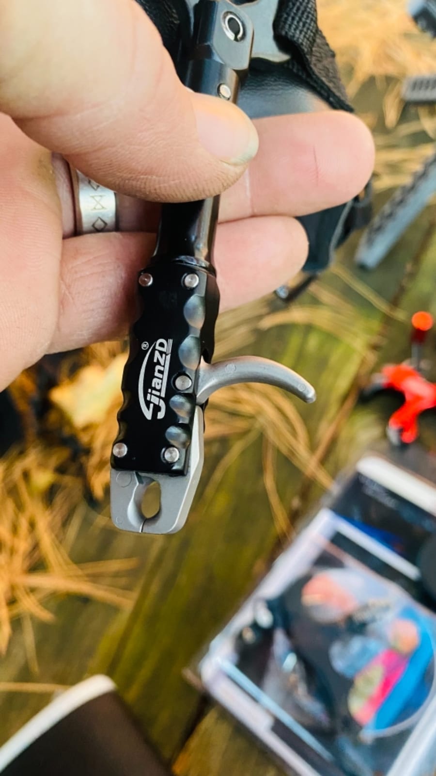 Adjustable Wristband Release, Index Finger Release, Composite Bow, 360 Degree rotatable Jaws, Automatic Closure, Bow and Arrow Archery Accessories, Archery Release Aids customer photo 2