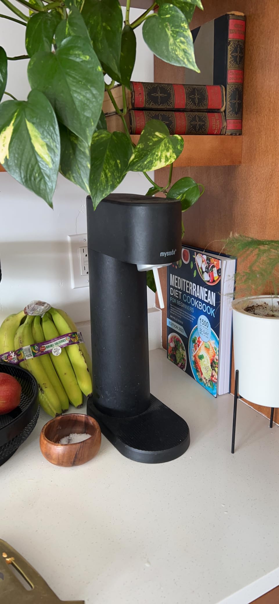 Mysoda Woody Sparkling Water Maker with 1L Bottle - Premium Quality - Black | Silent Carbonated Water Machine - Durable Soda Maker - For Easy Home Carbonation and Sparkling Drinks - No CO2 Cylinder customer photo 1