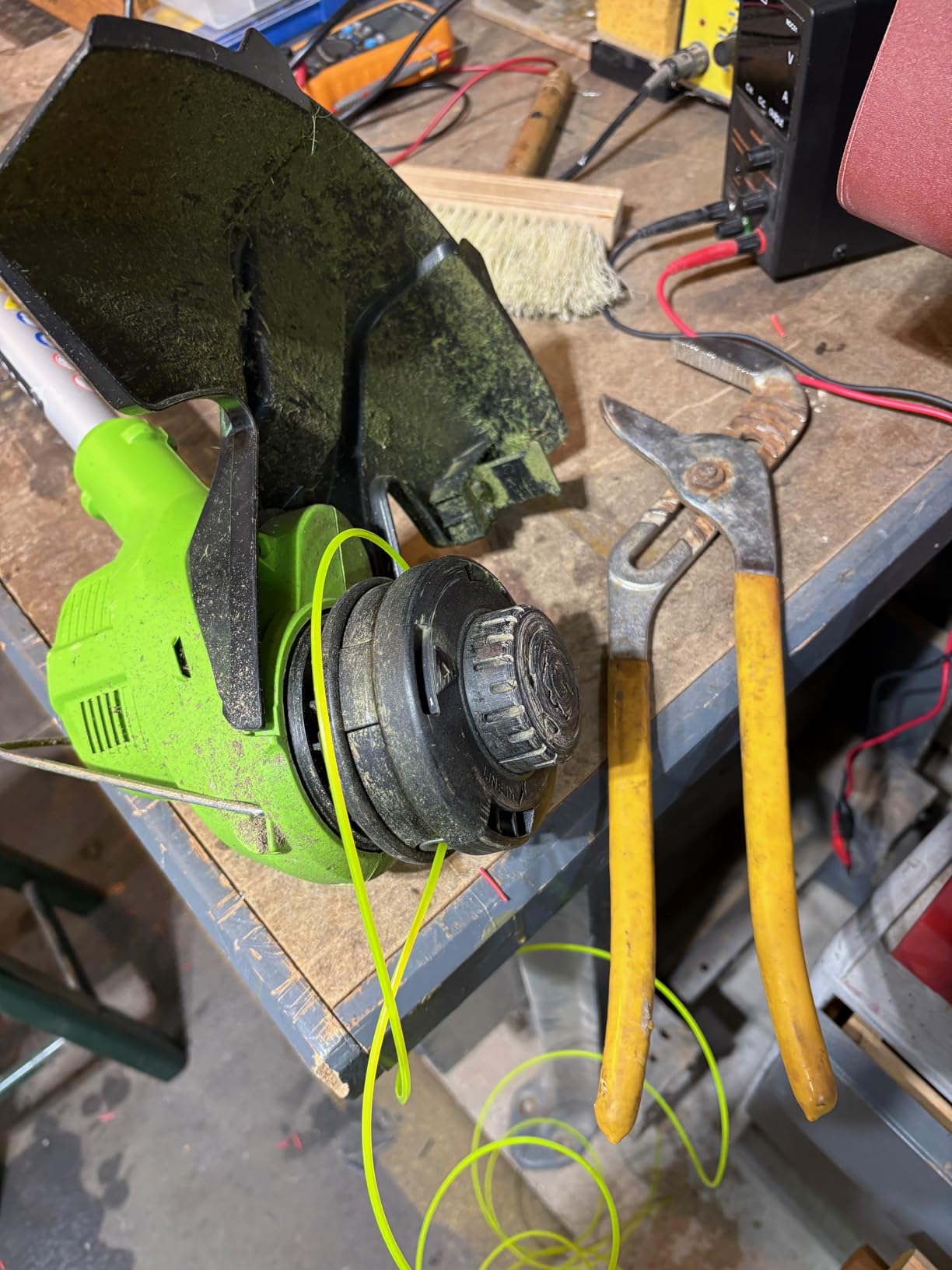 Greenworks 40V 15 in Cordless String Trimmer, 2.0 Ah Battery and Charger customer photo 2