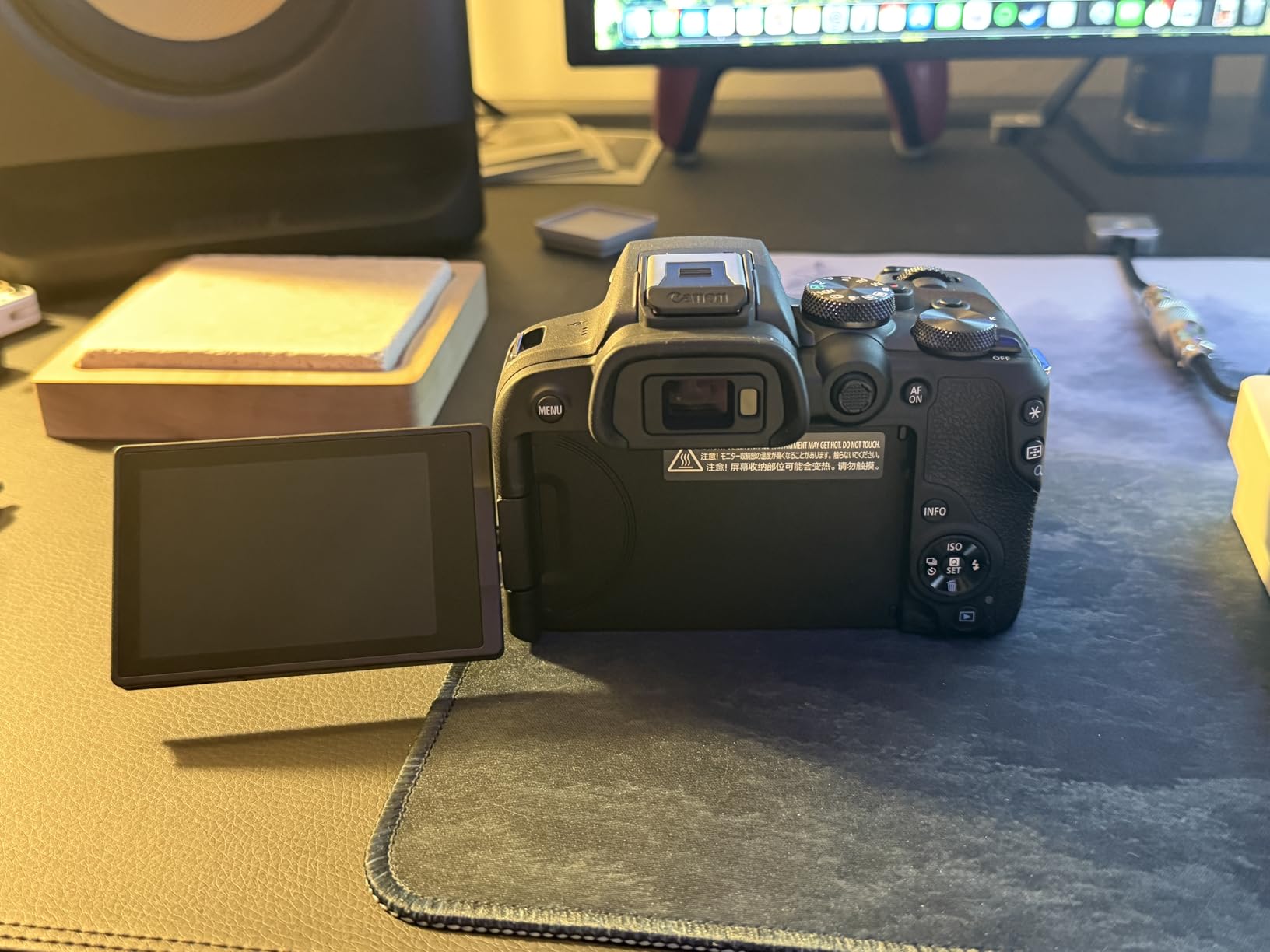 Canon EOS R10 Mirrorless Camera Lens Kit customer photo 1
