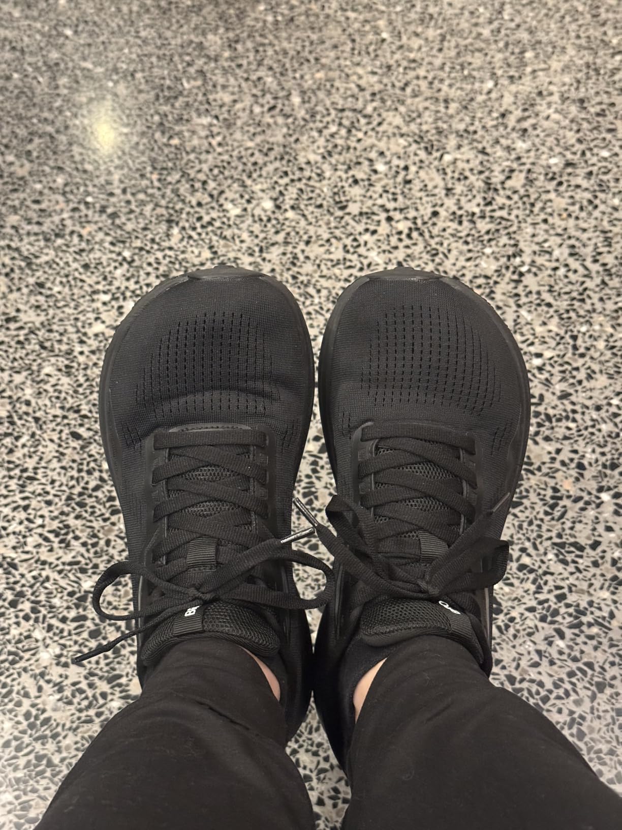 BRONAX Womens Wide Toe Box Road Running Shoes S71 customer photo 2