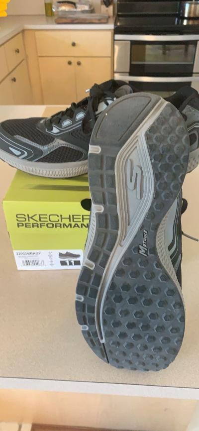 Skechers Men's Go Run Consistent - Athletic Workout Running Walking Shoe Sneaker with Air Cooled Foam customer photo 1