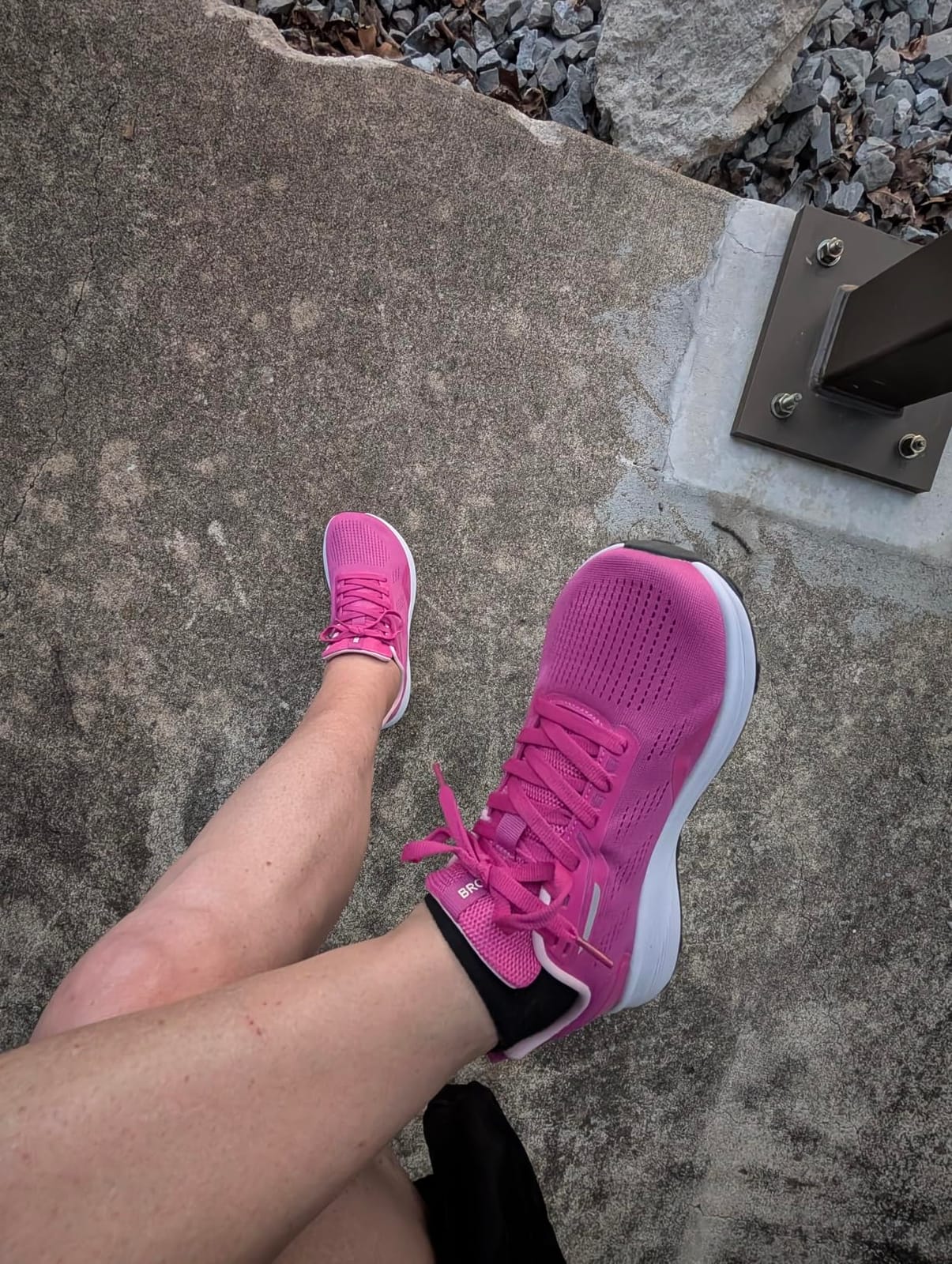BRONAX Womens Wide Toe Box Road Running Shoes S71 customer photo 1