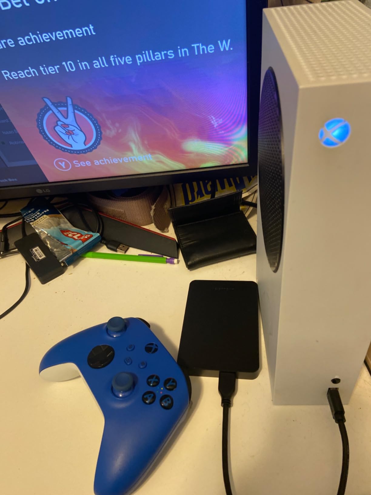 1TB USB 3.0 Portable External Gaming Hard Drive (for Xbox One & Series X|S Game Console, Pre-Formatted) customer photo 1