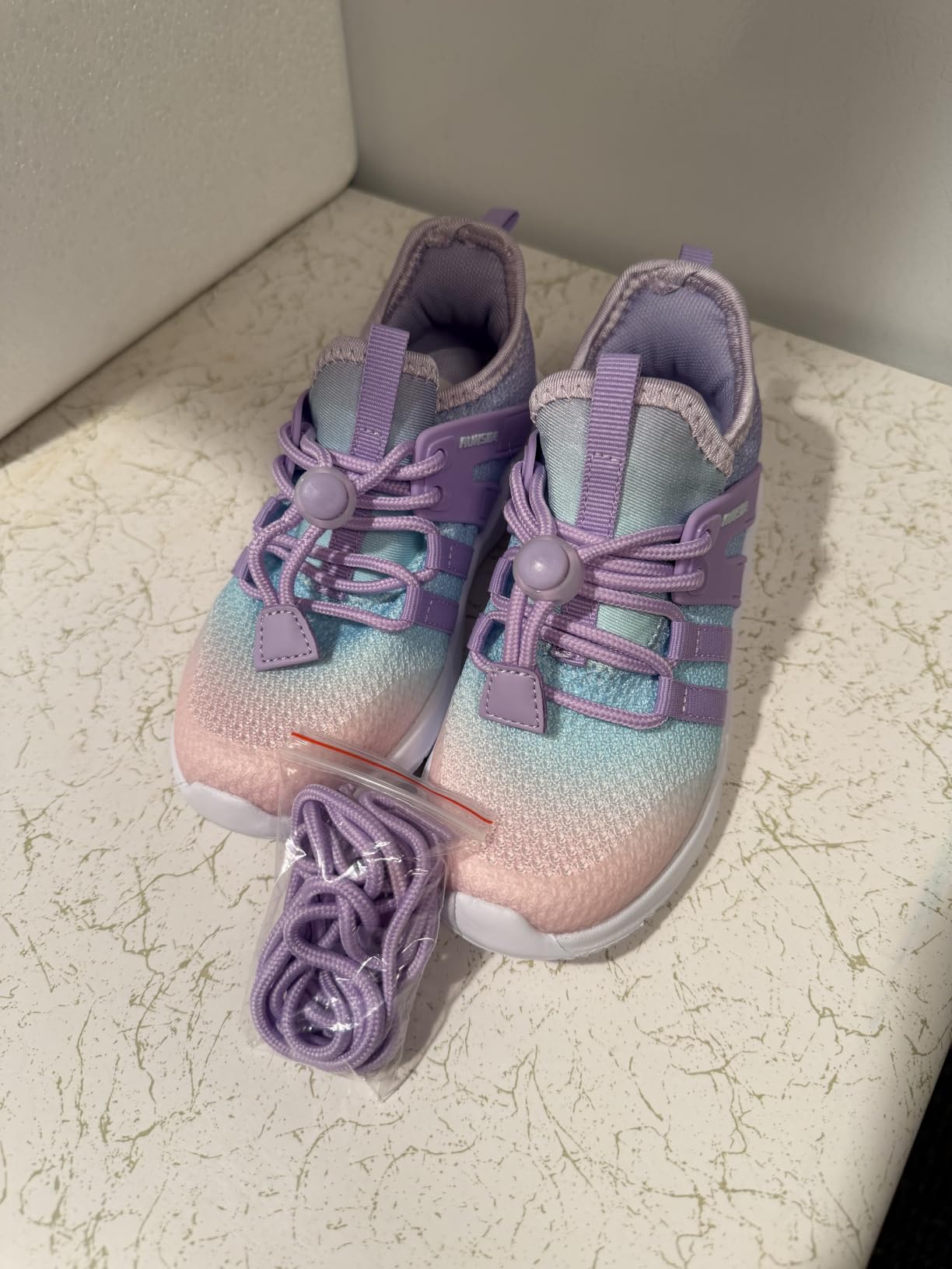 RUNSIDE Girls Lightweight Lace-up Gradient Running Sneakers customer photo 2