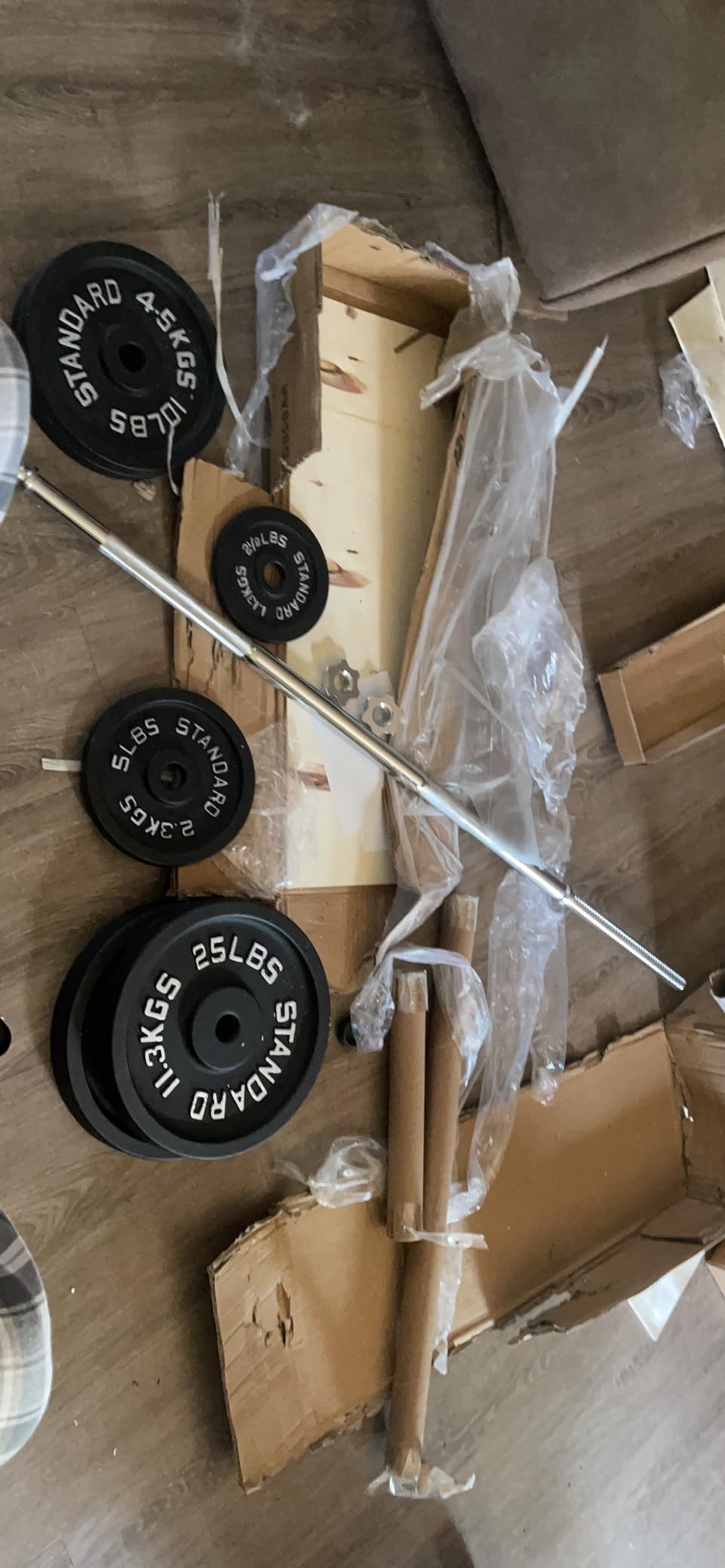 Fitvids Cast Iron Standard Weight Plates Including 5FT Standard Barbell with Star Locks, 95-Pound Set (85 Pounds Plates + 10 Pounds Barbell), Multiple Styles customer photo 1