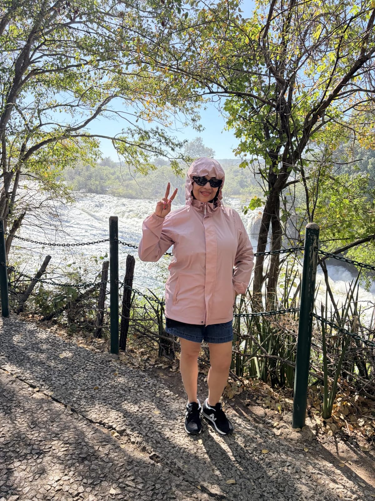 33,000ft Women's Rain Jacket Waterproof Lightweight Packable Raincoat customer photo 2