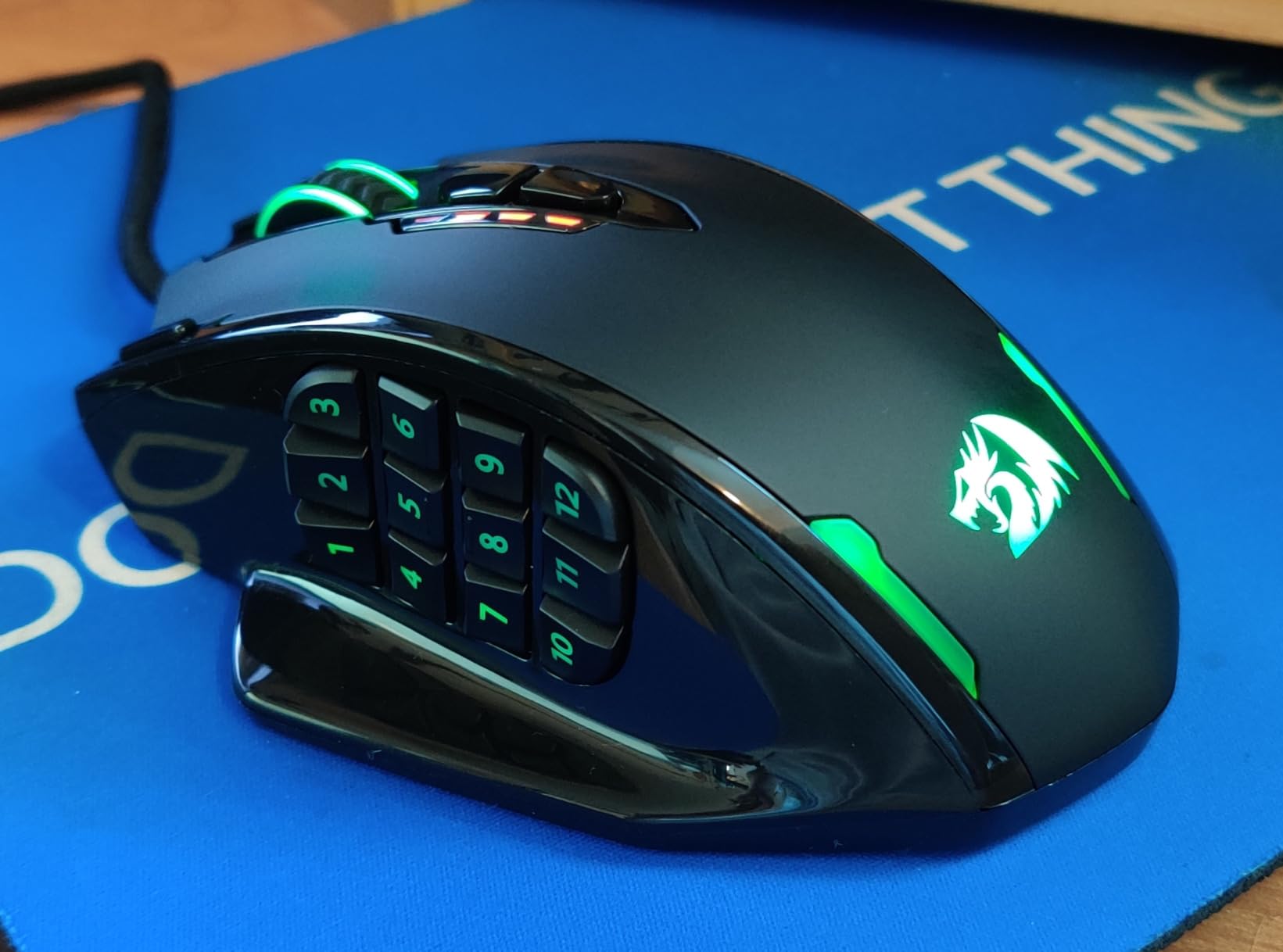 Redragon M908 Impact RGB LED MMO Gaming Mouse with 12 Side Buttons, Optical Wired Ergonomic Mouse with Max 12,400DPI, High Precision, 18 Programmable Macro Shortcuts, Comfort Grip, White customer photo 1