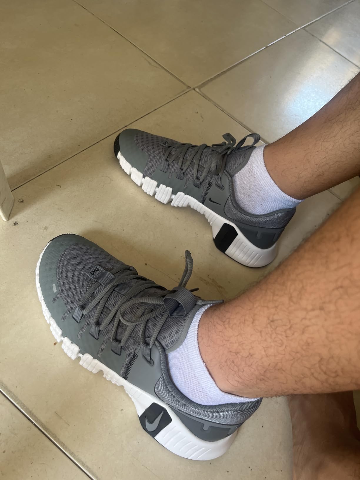 Nike Mens Nike Free Metcon 5 Sneaker customer photo 2