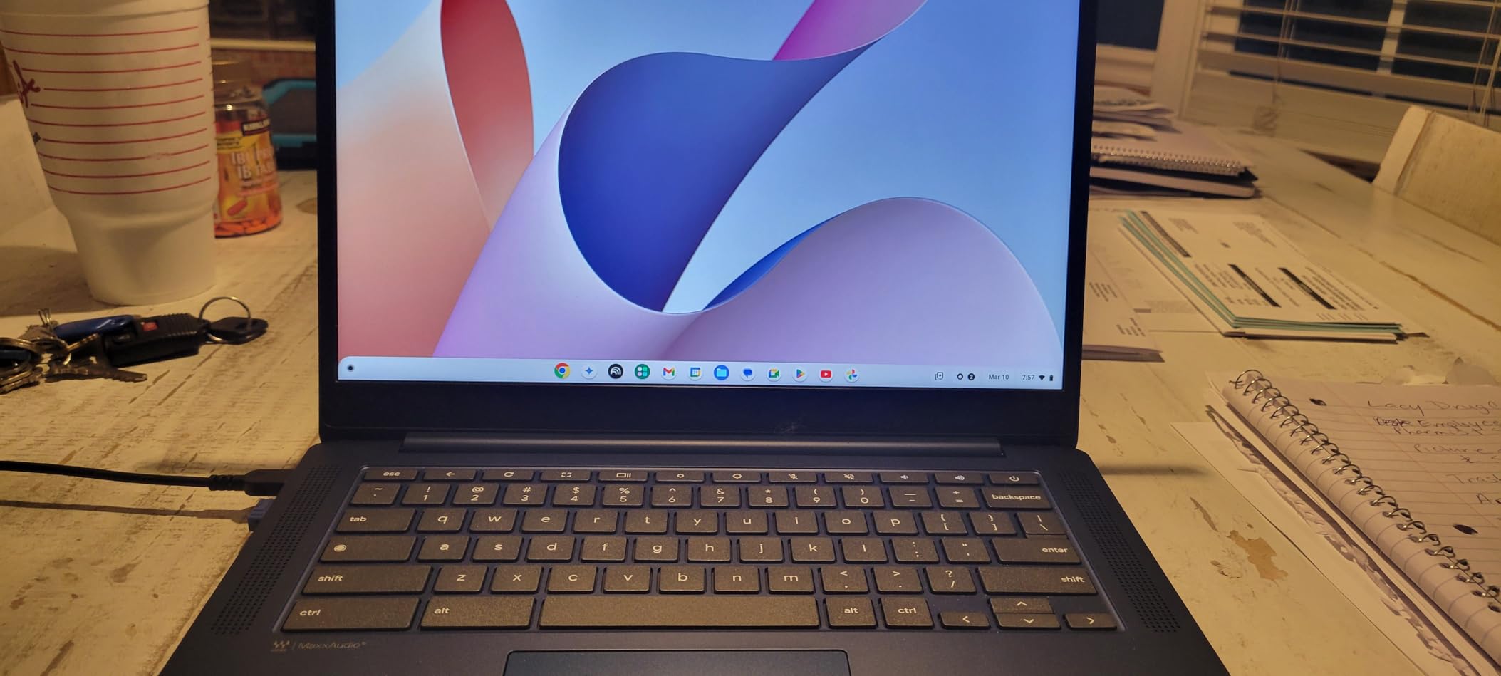 Lenovo Flagship Chromebook, 14'' FHD Touchscreen Slim Thin Light Laptop Computer, 8-Core MediaTek Kompanio 520 Processor, 4GB RAM, 64GB eMMC, WiFi 6,Chrome OS, Abyss Blue customer photo 2