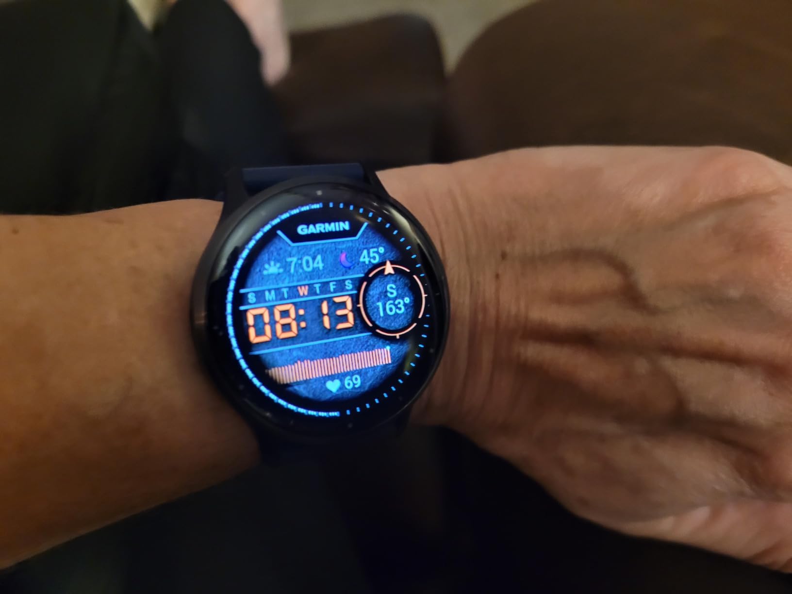 Garmin Venu 3S, Premium Fitness Smartwatch, 41mm, French Gray | Body Battery Energy Monitoring, Sleep Coach, Built-In Sports Apps, Built-In Speaker & Mic, Workout Benefit & Recovery Time customer photo 2