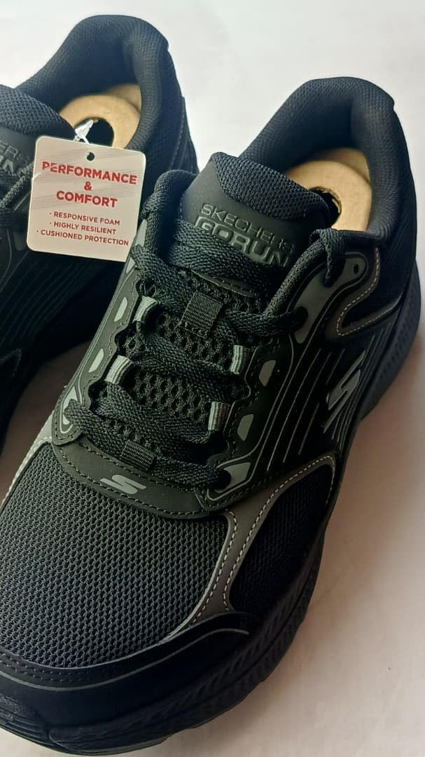 Skechers Men's Go Run Consistent 2.0 Sneaker customer photo 1