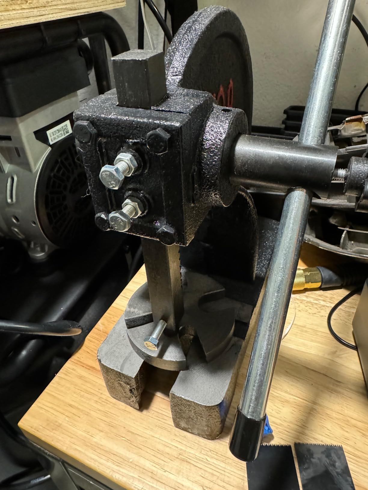 VEVOR Arbor Press, 0.5 Ton Manual Arbor Press, 4.6