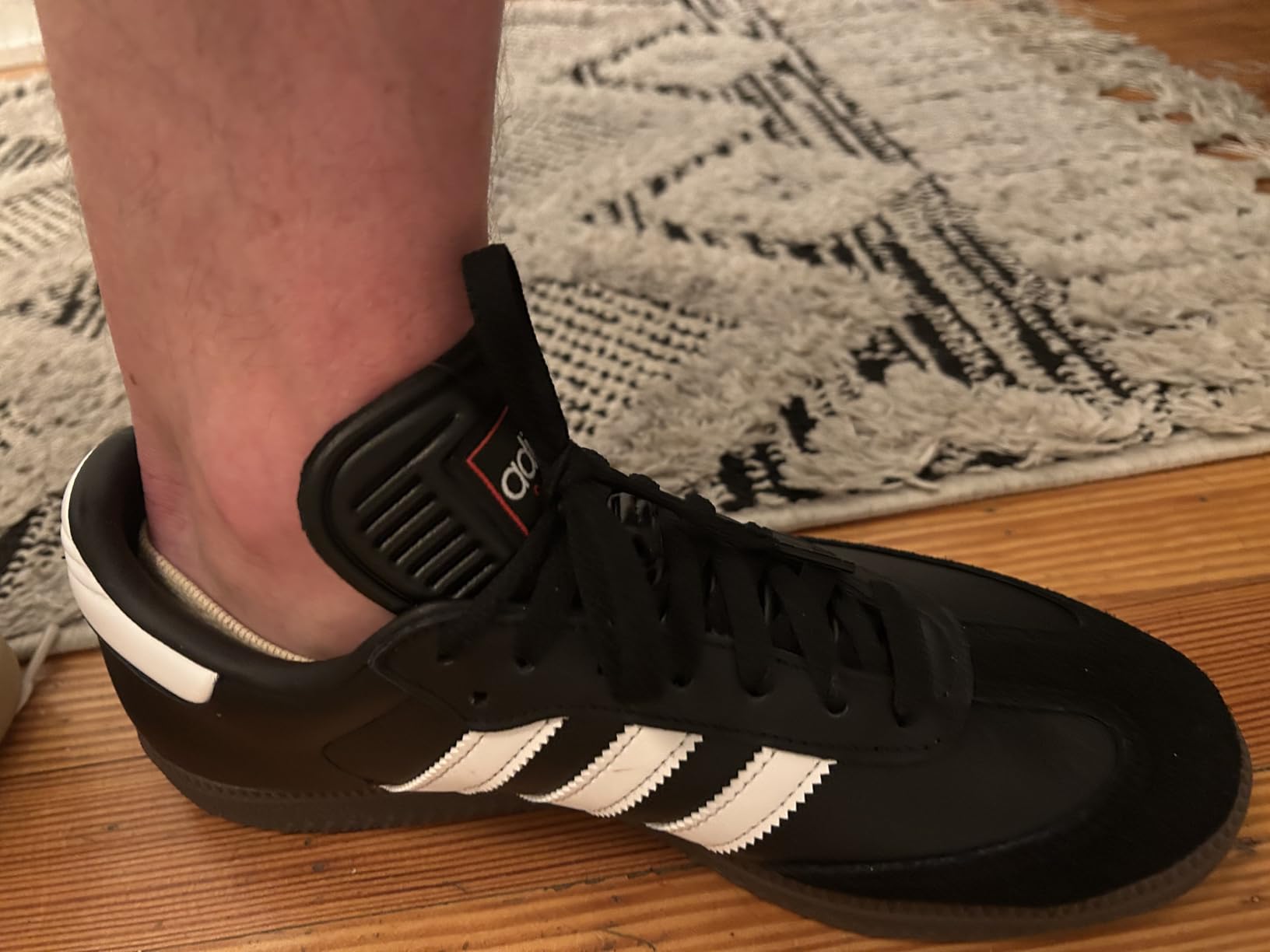 adidas Unisex-Adult Samba Indoor Shoe customer photo 1