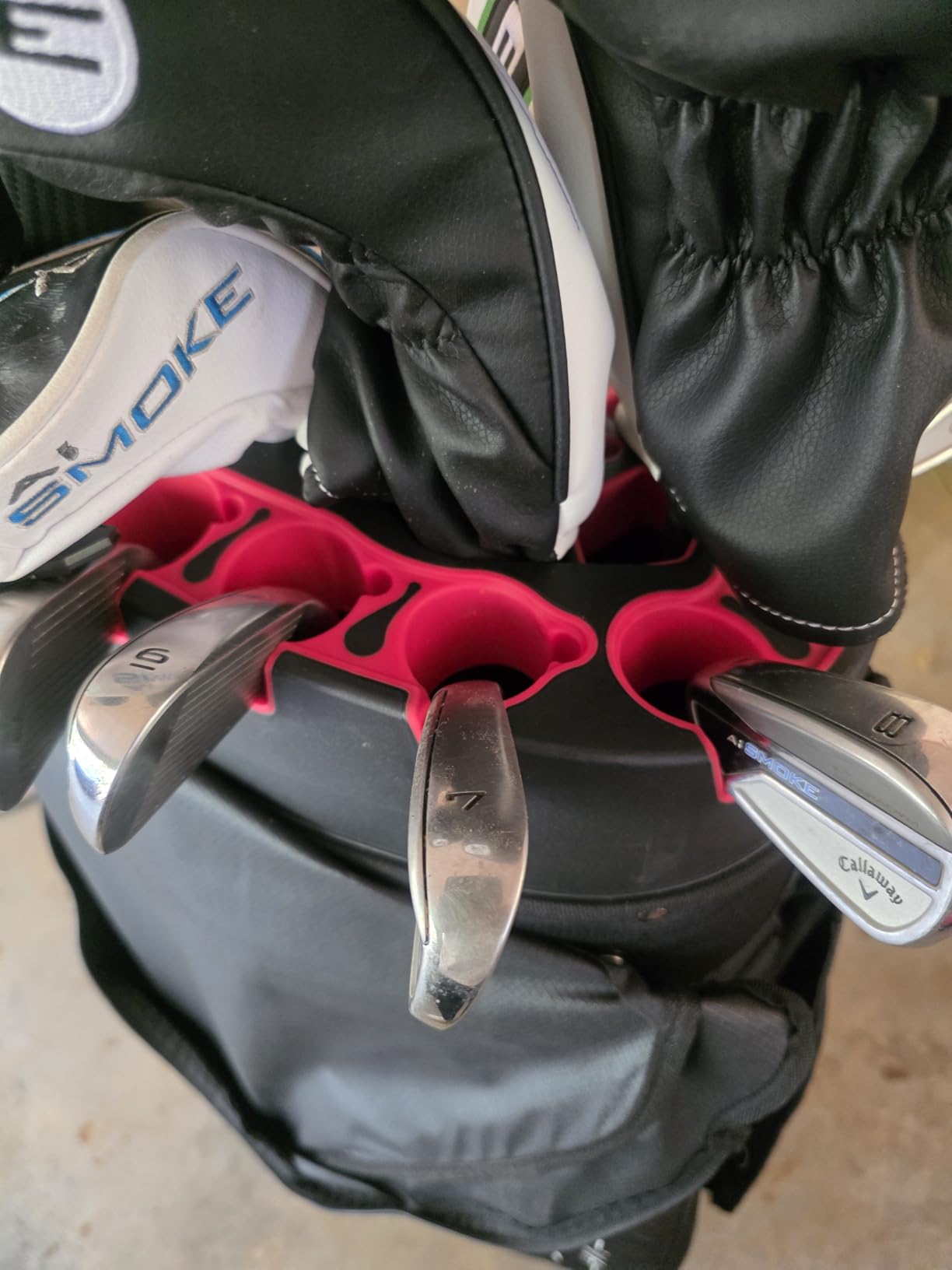 uniHimal 14-Way T-Lock Golf Cart Bag Pro with Full-Length Divider | T-Lock dividers secure clubs, reduce rattle and keep clubs separated. Help for quiet cart rounds. customer photo 2