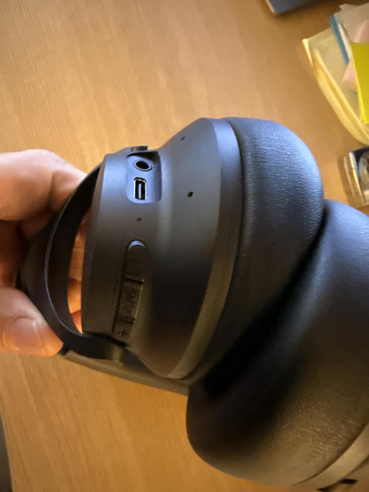 Soundcore by Anker Q20i Hybrid Active Noise Cancelling Headphones, White customer photo 2