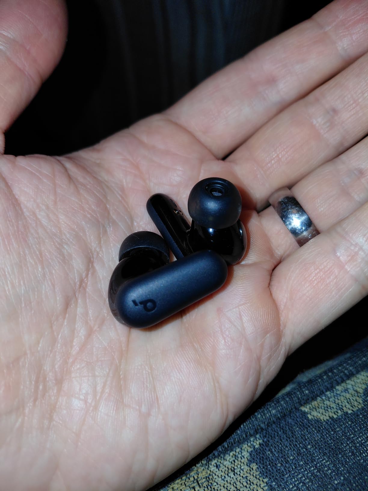 Soundcore P30i by Anker Noise Cancelling Earbuds, Hands-Free Viewing | Strong and Smart Noise Cancelling, Powerful Bass, 45H Playtime, 2-in-1 Case and Phone Stand, IP54, Bluetooth 5.4 customer photo 1