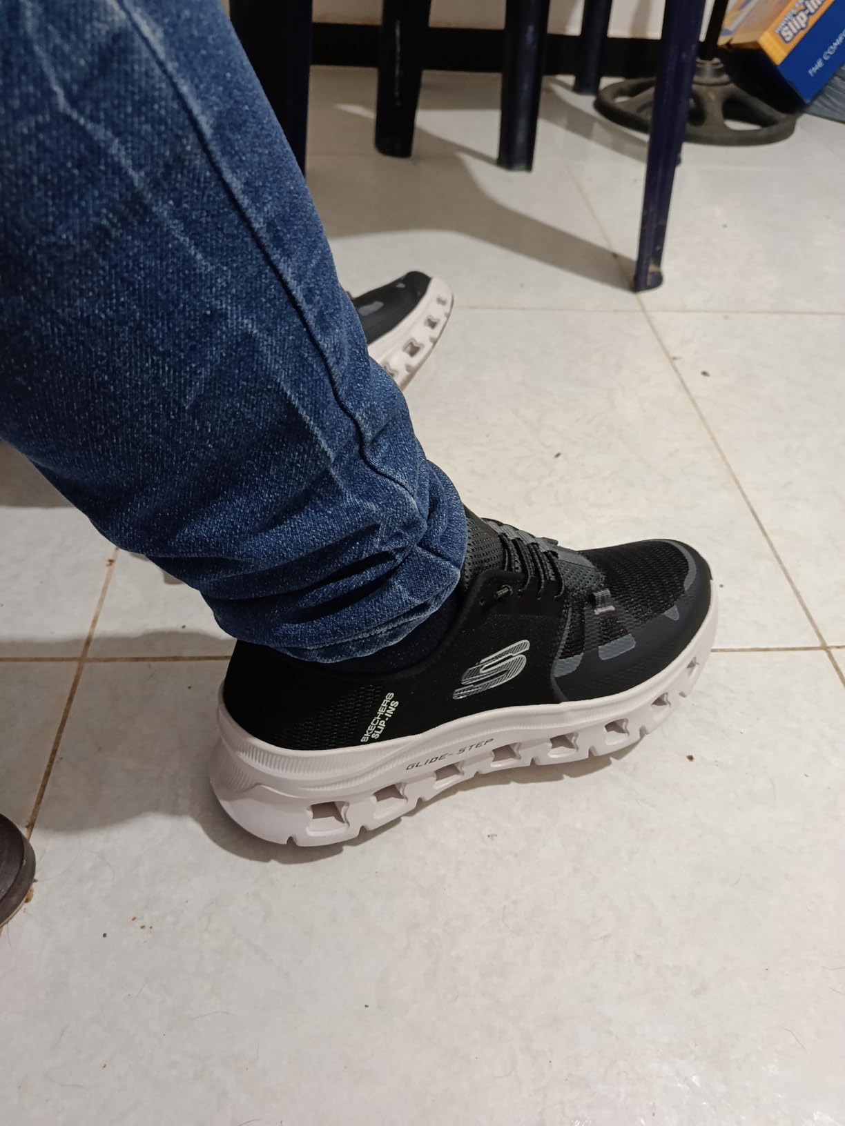 Skechers Men's Glide-Step Pro Slip-in Sneaker customer photo 1
