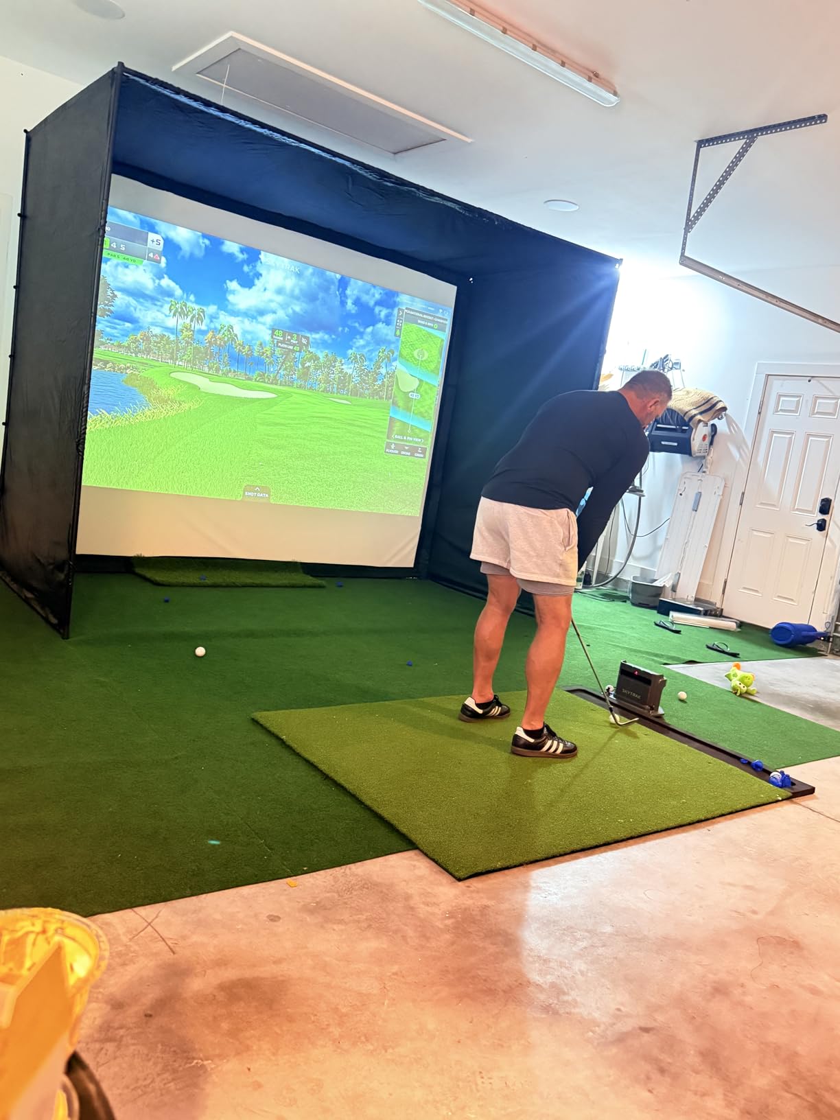 Integrated Golf Hitting Mat with Ball Tray, Thickening Golf Mats Practice Outdoor & Indoor Artificial Turf Matt with 3 Tees customer photo 1