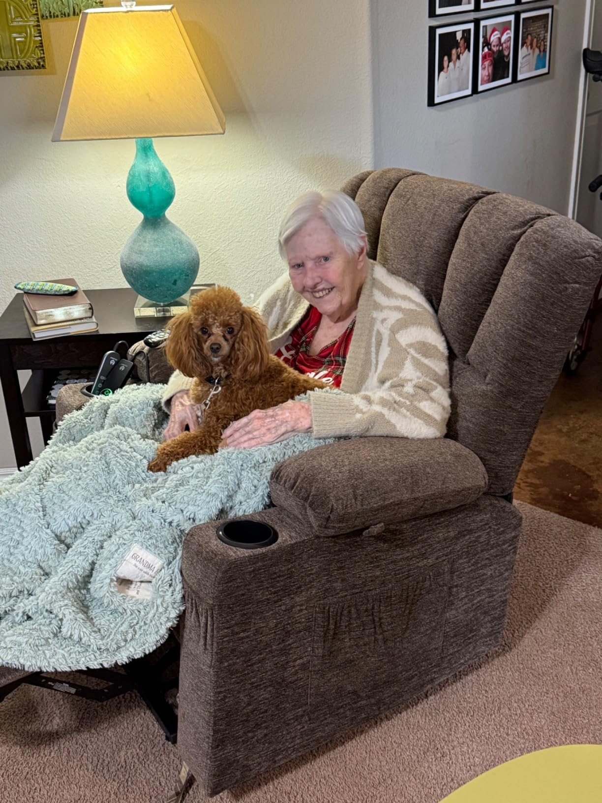 MCombo Oversized Power Lift Recliner Chair for Big and Tall Elderly, R7092 | Heat & Massage, Wider seat, USB & Type C Charging, Cup Holders, FSC, Pet-friendly Chenille Fabric (Large-Wide, Dark Grey) customer photo 1