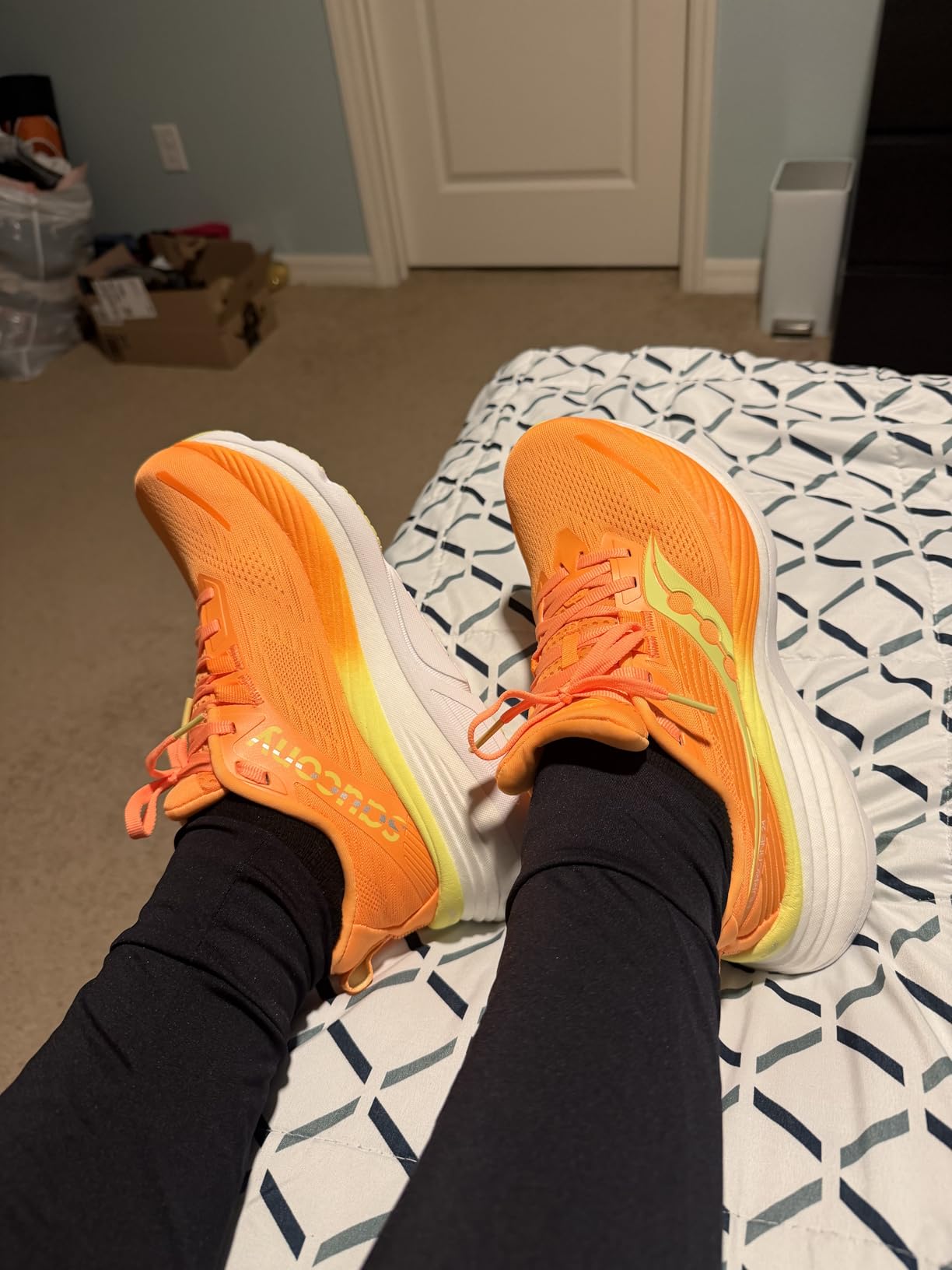 Saucony Women's Hurricane 24 Sneaker customer photo 2