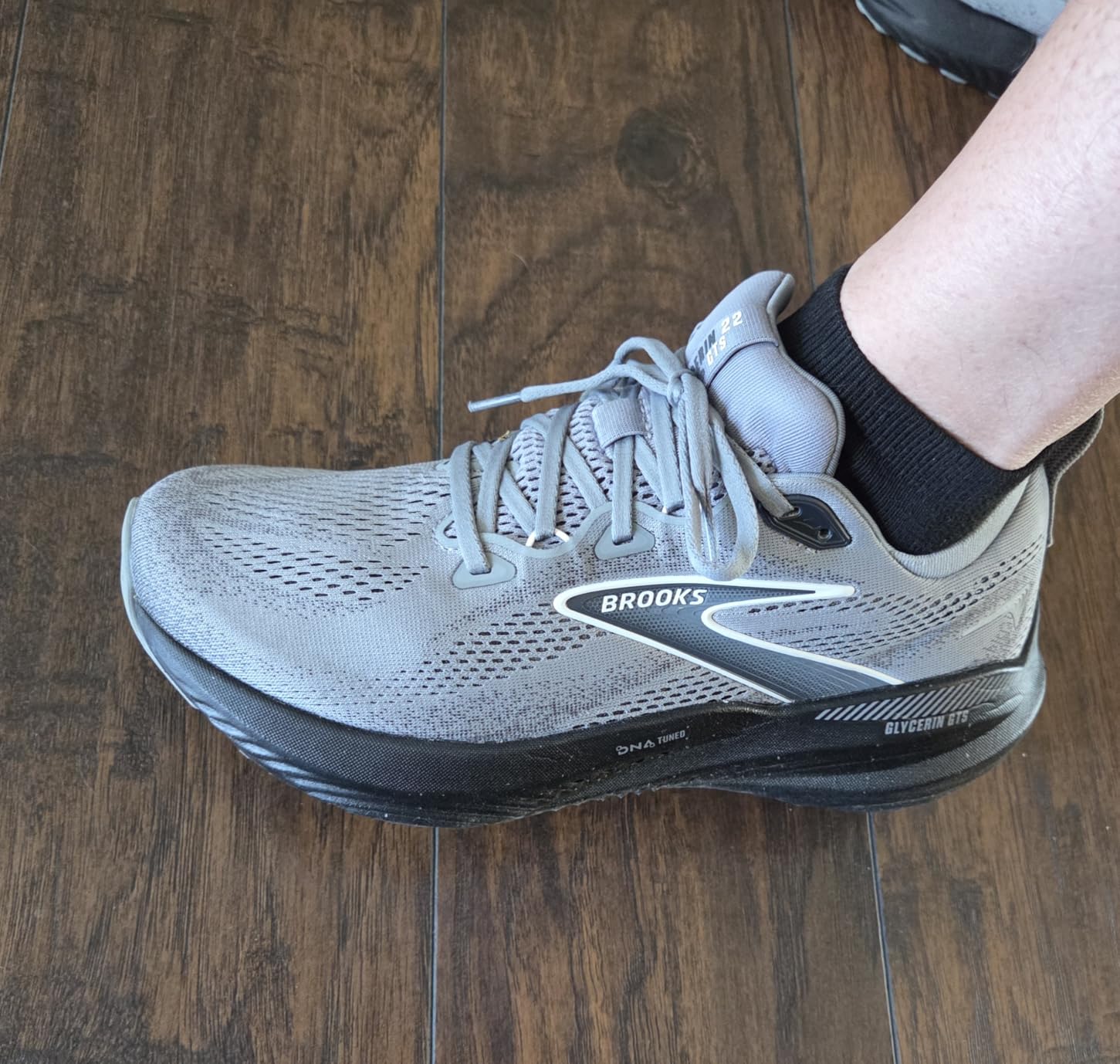 Brooks Men’s Glycerin GTS 22 Supportive Running Shoe customer photo 2