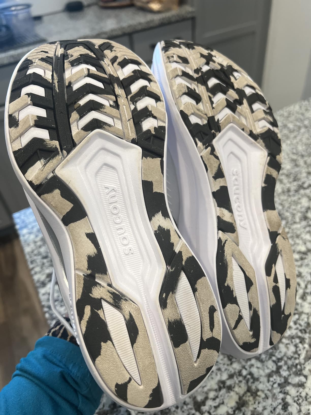 Saucony Unisex-Child Endorphin Kids Sneaker customer photo 2