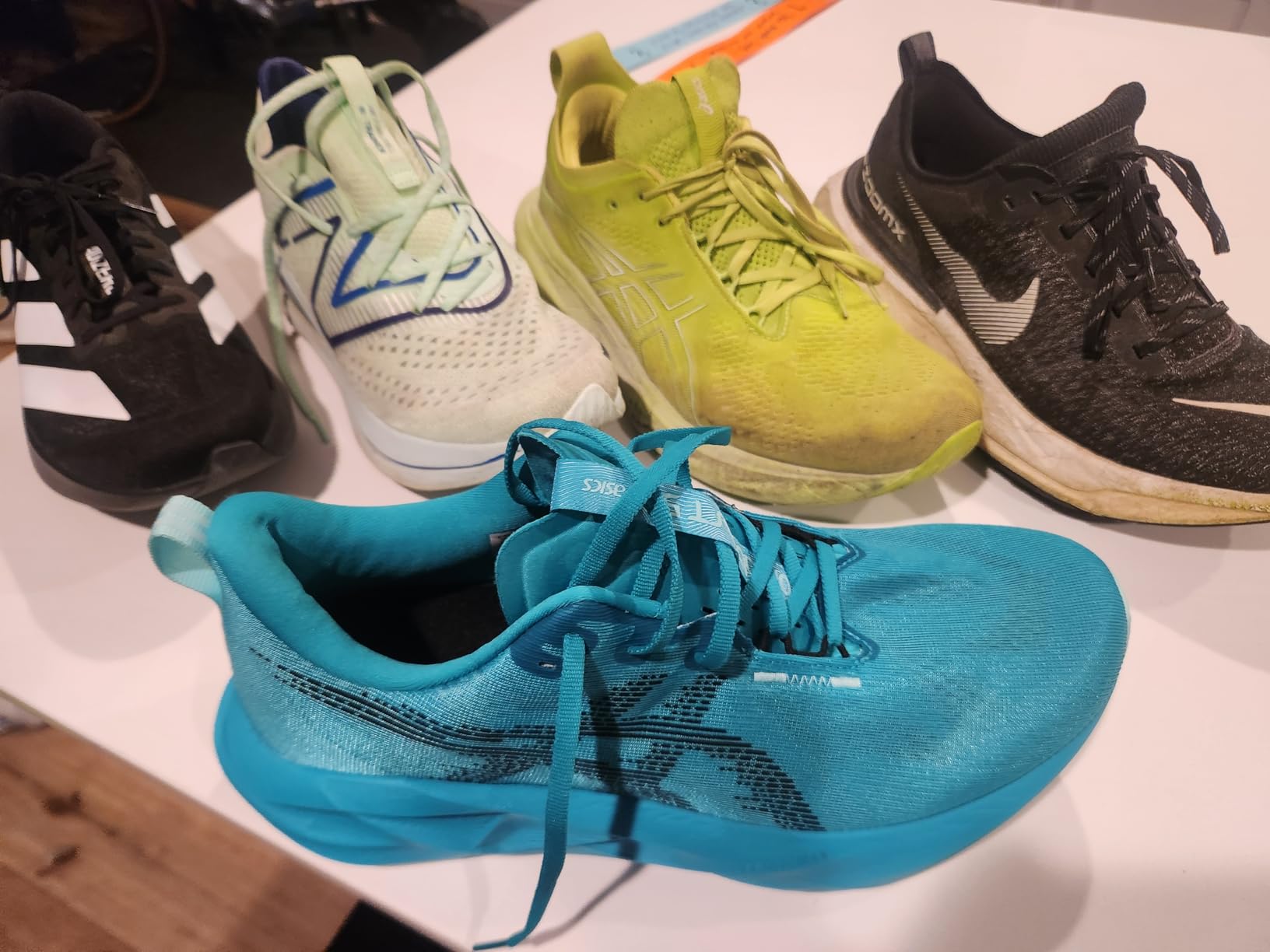 ASICS Men's NOVABLAST 5 Running Shoes customer photo 1